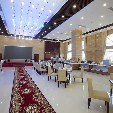 Khanh Linh Hotel Pleiku Exterior foto
